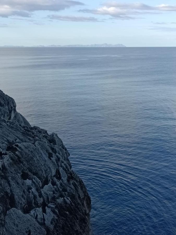 Villa Victor - Primera Linea Mar, Vista A Puesta De Sol 卡拉恩·布拉内斯 外观 照片