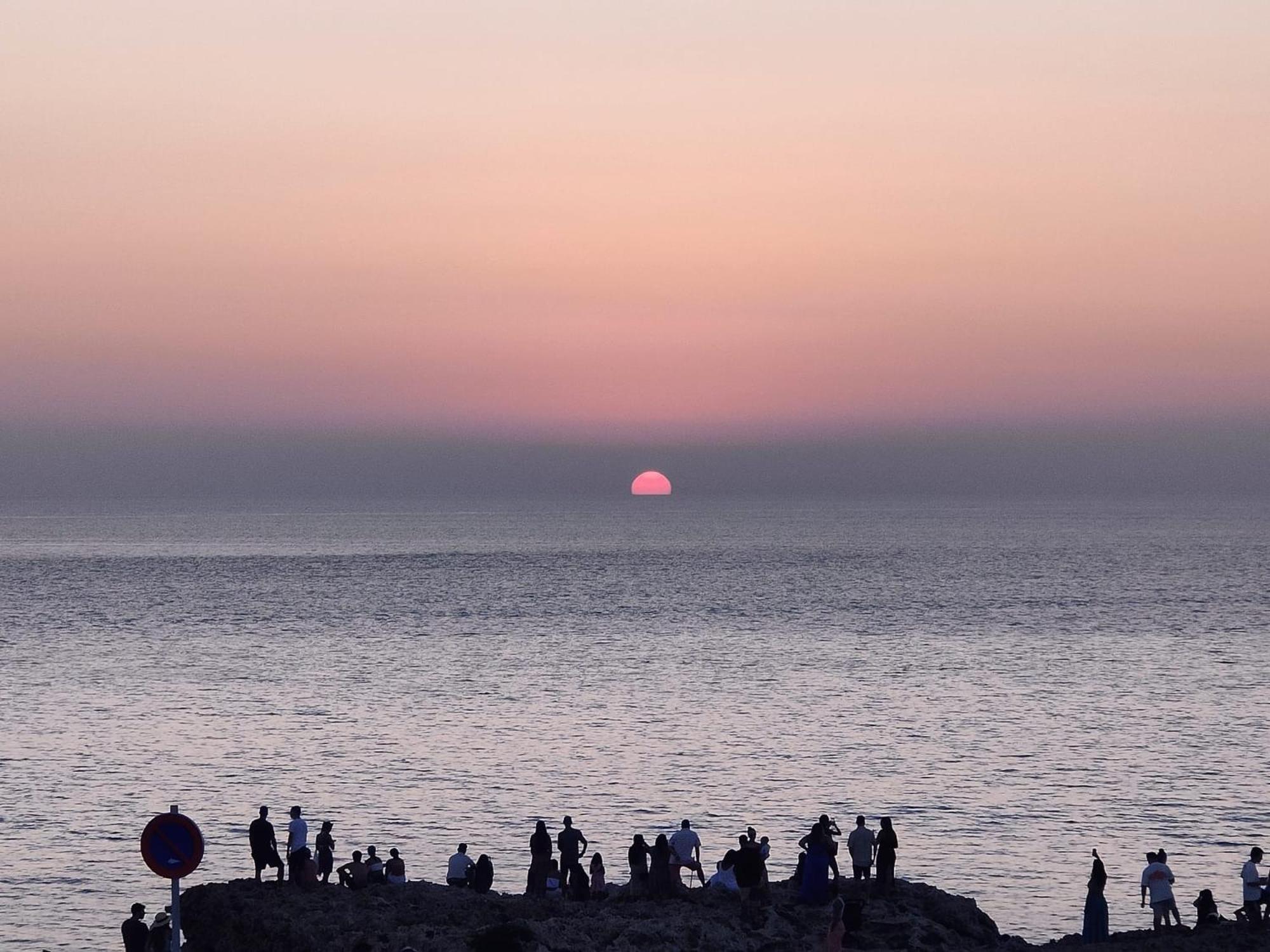 Villa Victor - Primera Linea Mar, Vista A Puesta De Sol 卡拉恩·布拉内斯 外观 照片