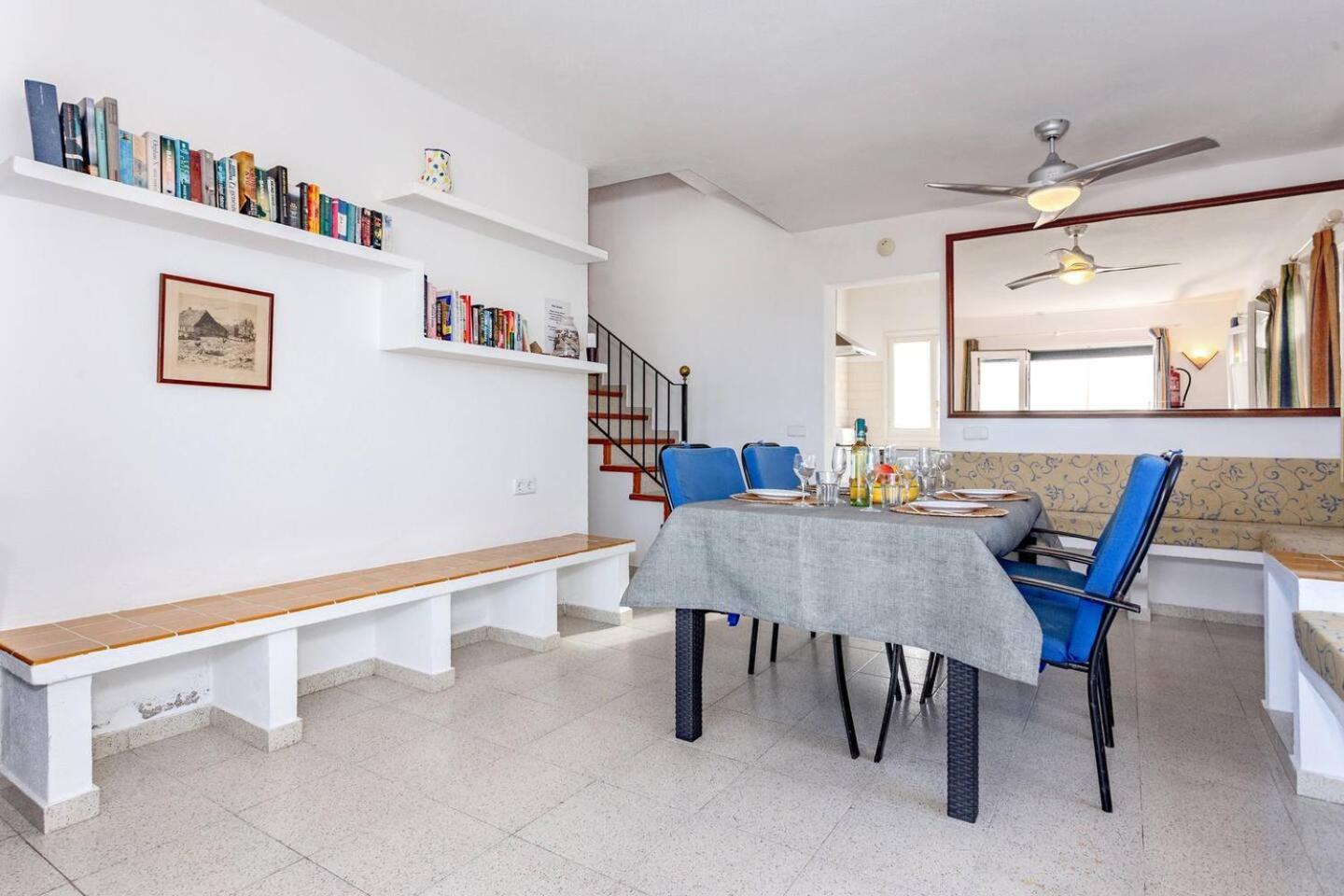 Villa Victor - Primera Linea Mar, Vista A Puesta De Sol 卡拉恩·布拉内斯 外观 照片