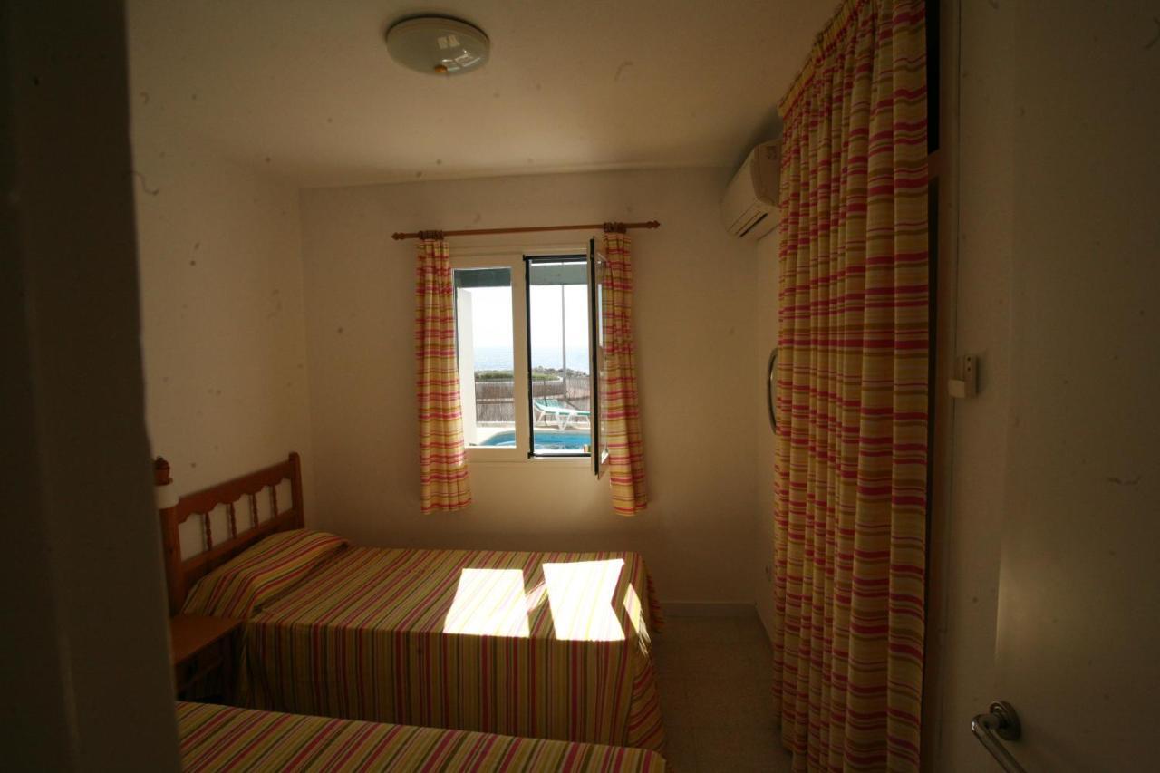 Villa Victor - Primera Linea Mar, Vista A Puesta De Sol 卡拉恩·布拉内斯 外观 照片